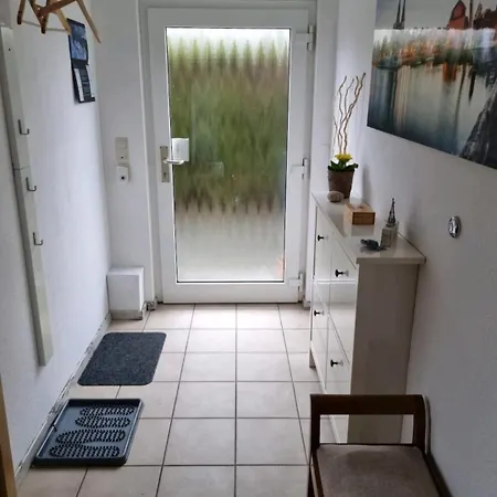 Einliegerwohnung 公寓 *